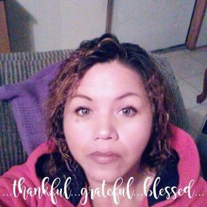 Meet your Posher, Elisha